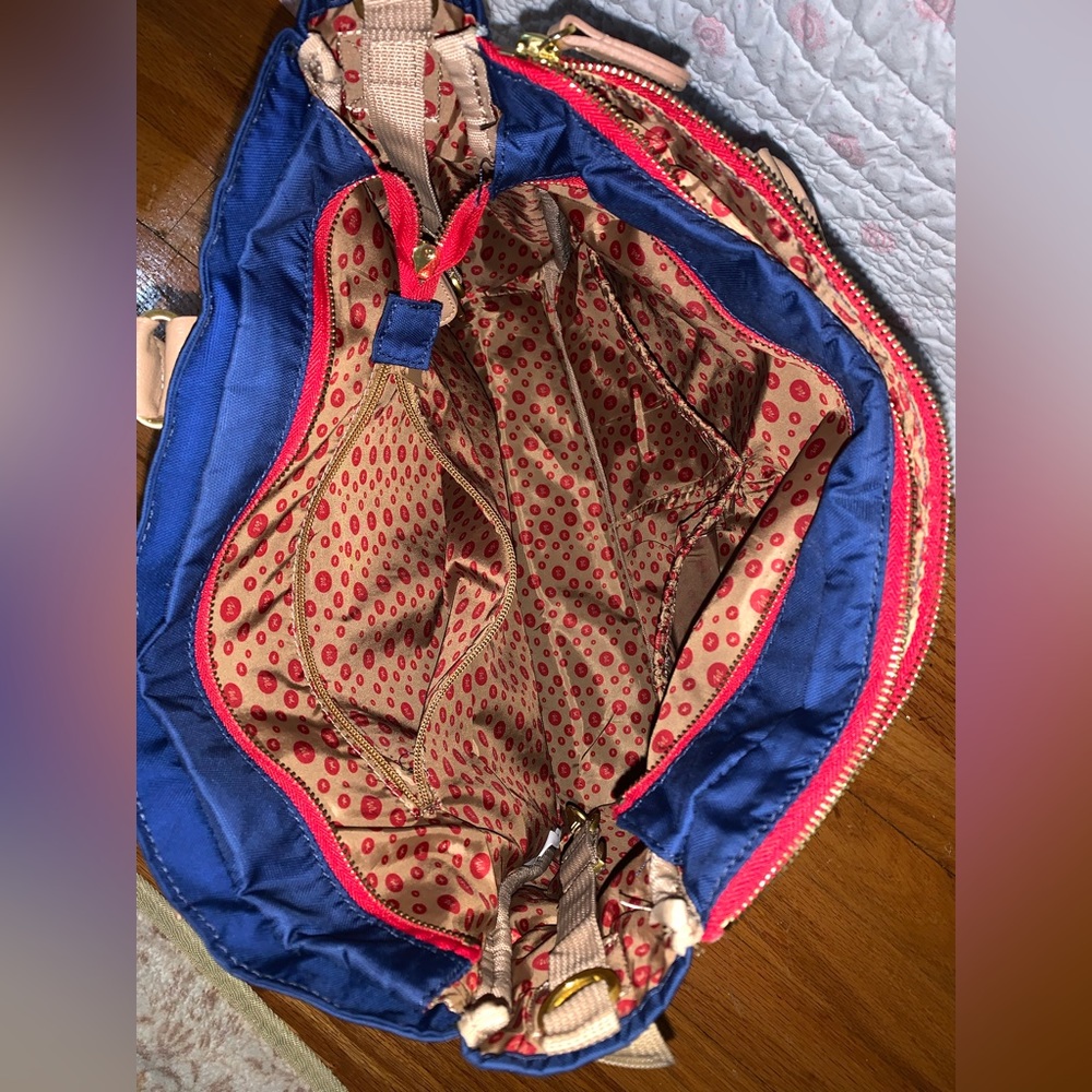 Diaper bag - Picture 3 of 8